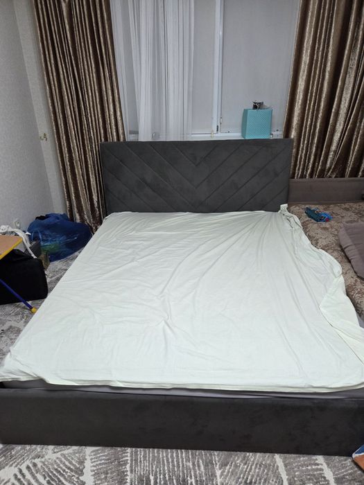 Продам кровать 2.   1.60