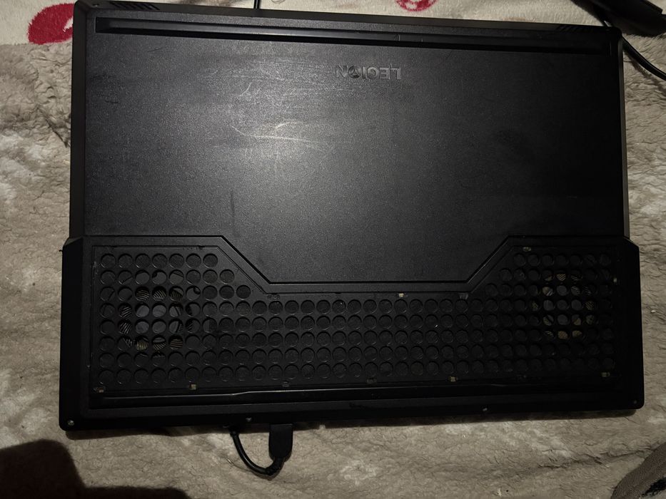 vand laptop de gaming