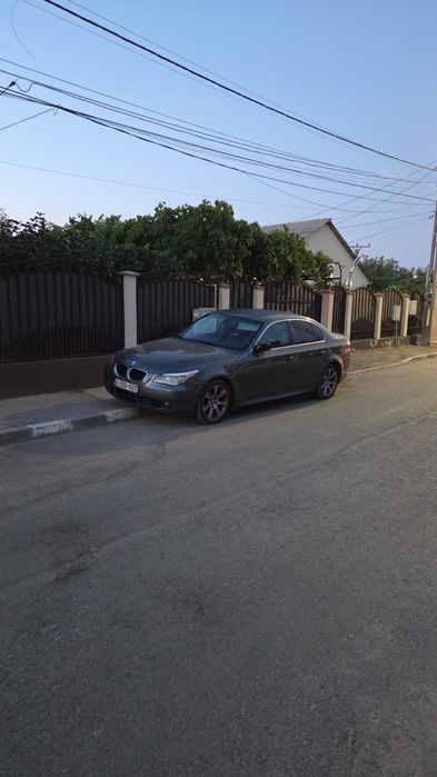 Vând BMW E60 520D