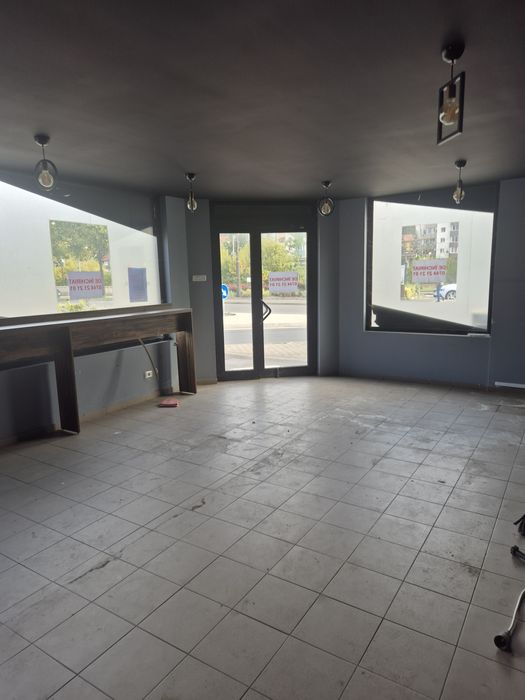 Spatiu Comercial