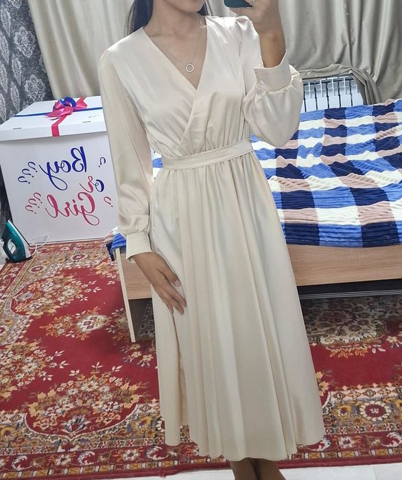 Платье  вечернее