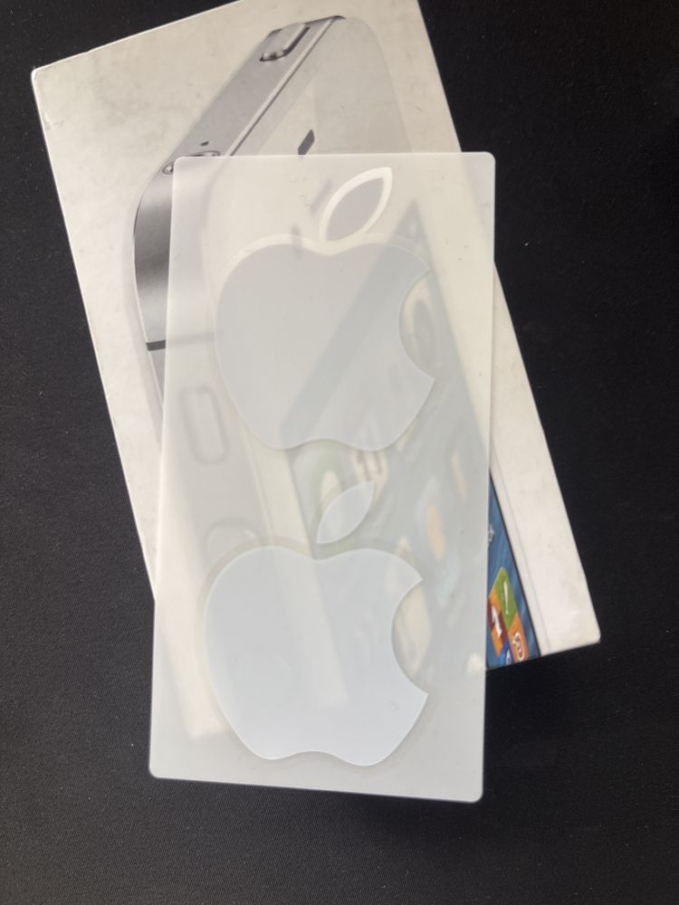 Vând iPhone 4s pentru colecținari 16gb