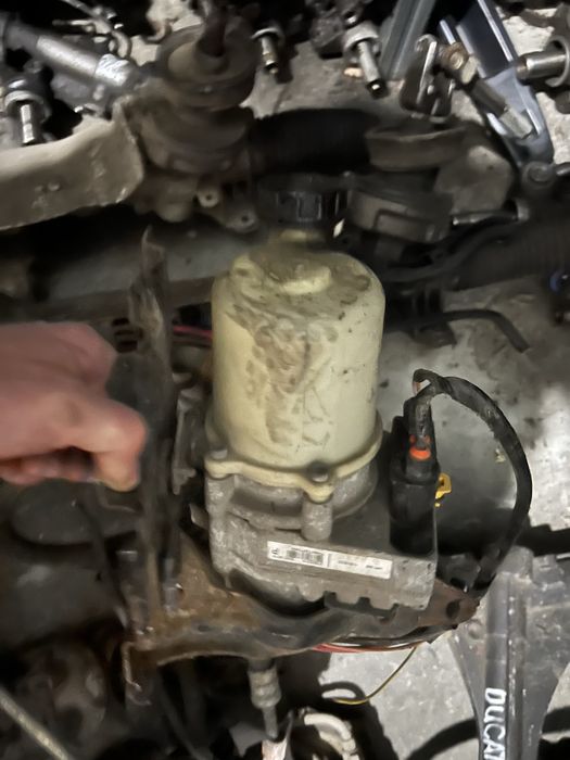 Pompa servodirecție electro-hidraulică Dacia Logan / Sandero