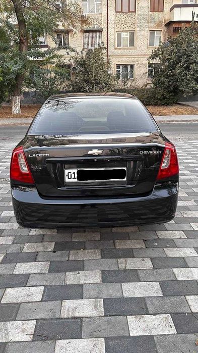 Продается Lacetti 1,8 2011 механика