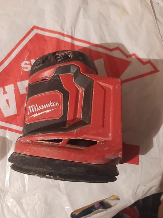 Milwaukee slefuito orbita bos125