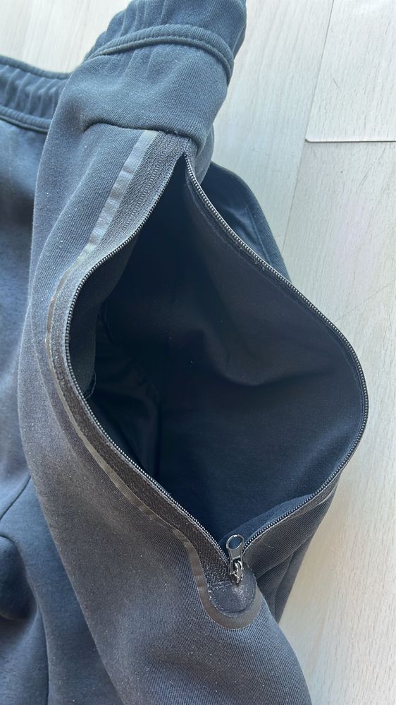Nike Tech Fleece Black Sweatpants