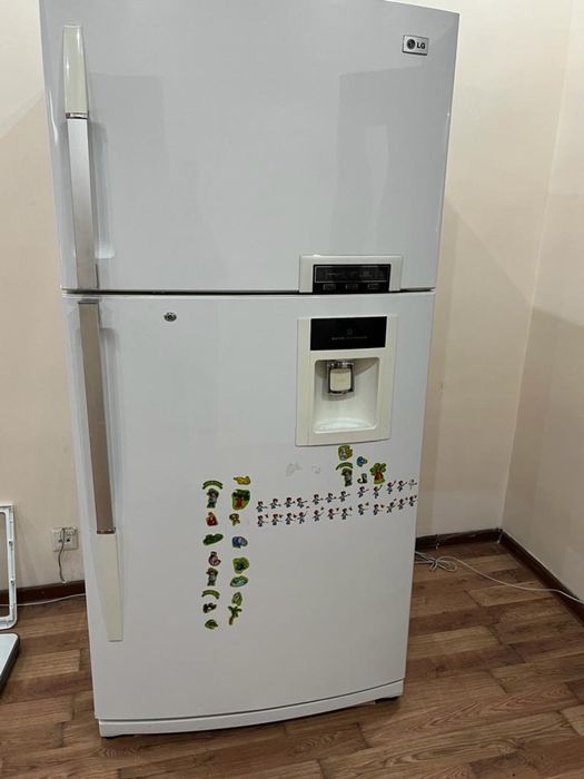 Продам холодильник LG