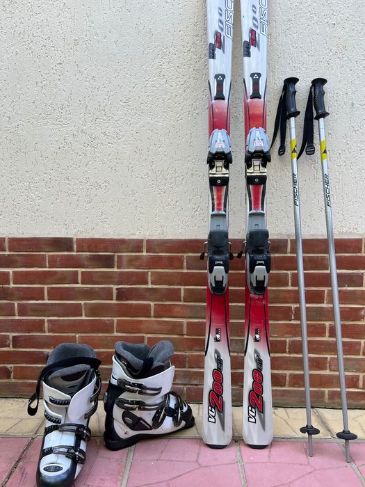 Алпийски ски Fischer, ботуши Saphir, щеки Fischer