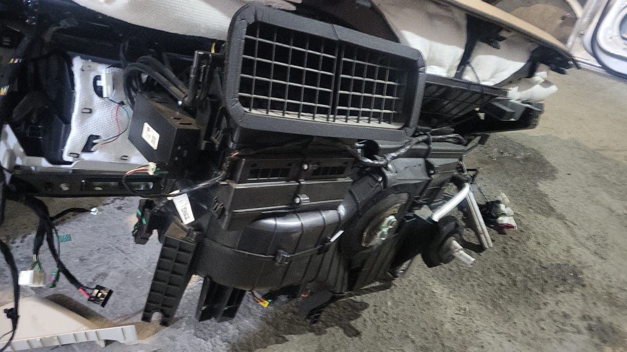 JETOUR X 70 2023 год печка в сборе