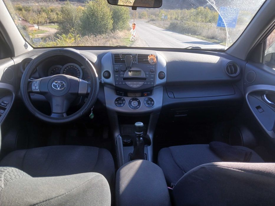 Toyota rav 4 2.2 136  d4d 2007g