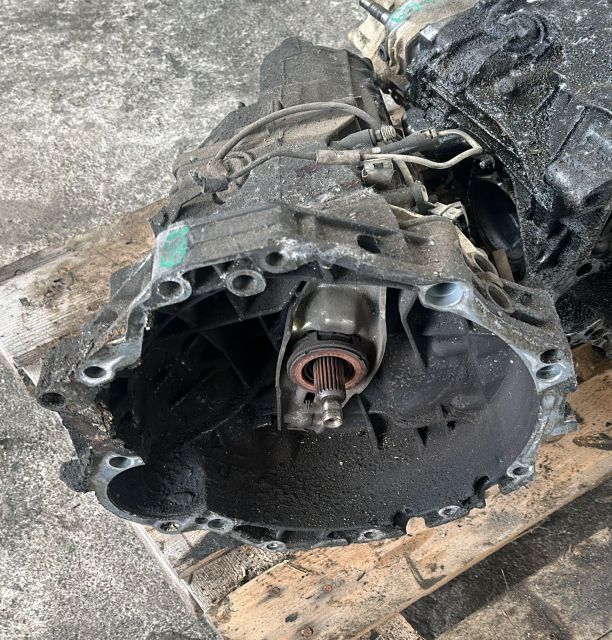 Cutie de viteze manuala Volkswagen VW Passat B5