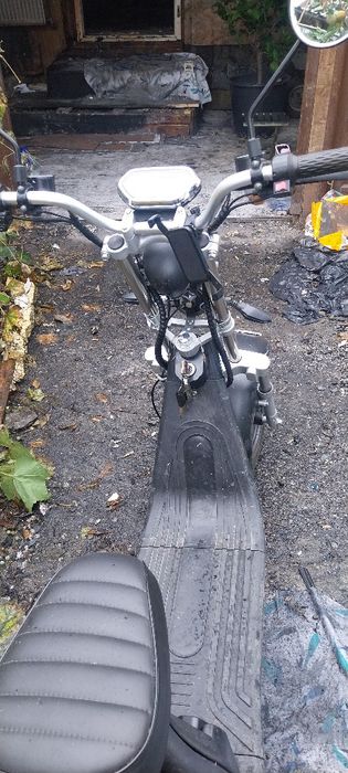 Vând scuter electric 20w
