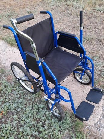 Продаются новые инвалидные коляски.