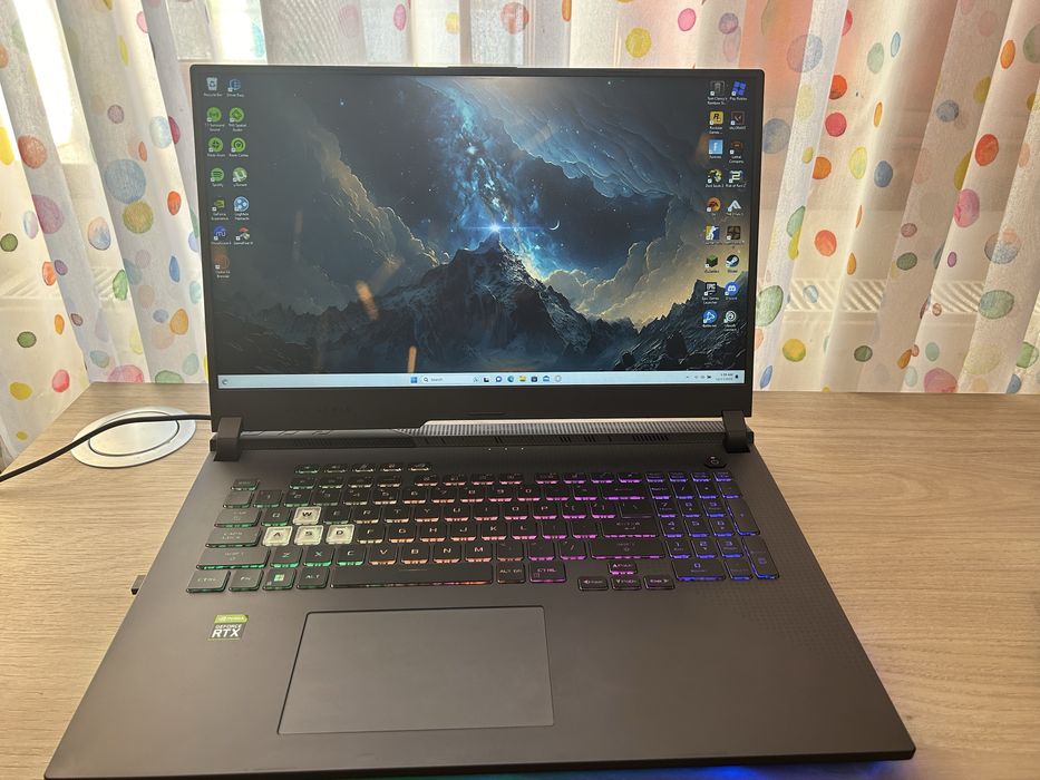 Asus Rog strix G17