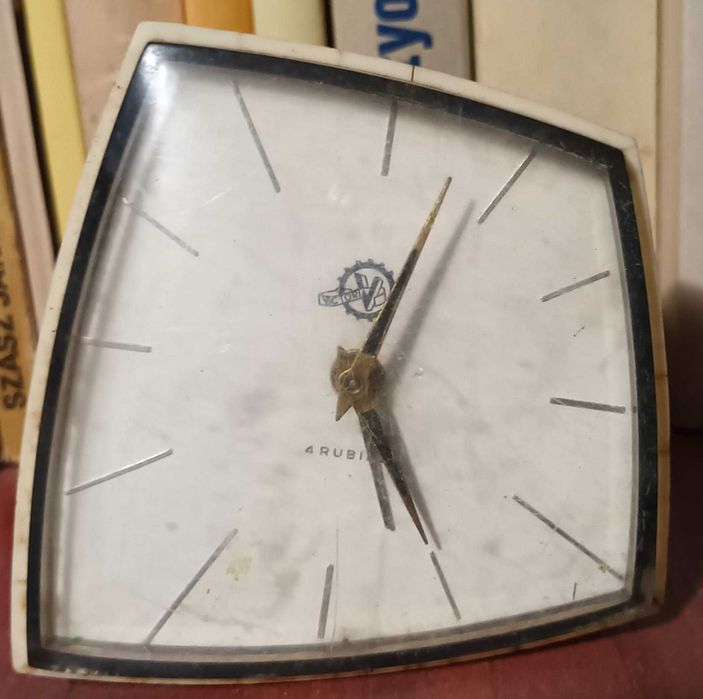 Ceas din anii 60-70 Victoria 4 rubies fabricata la Arad
