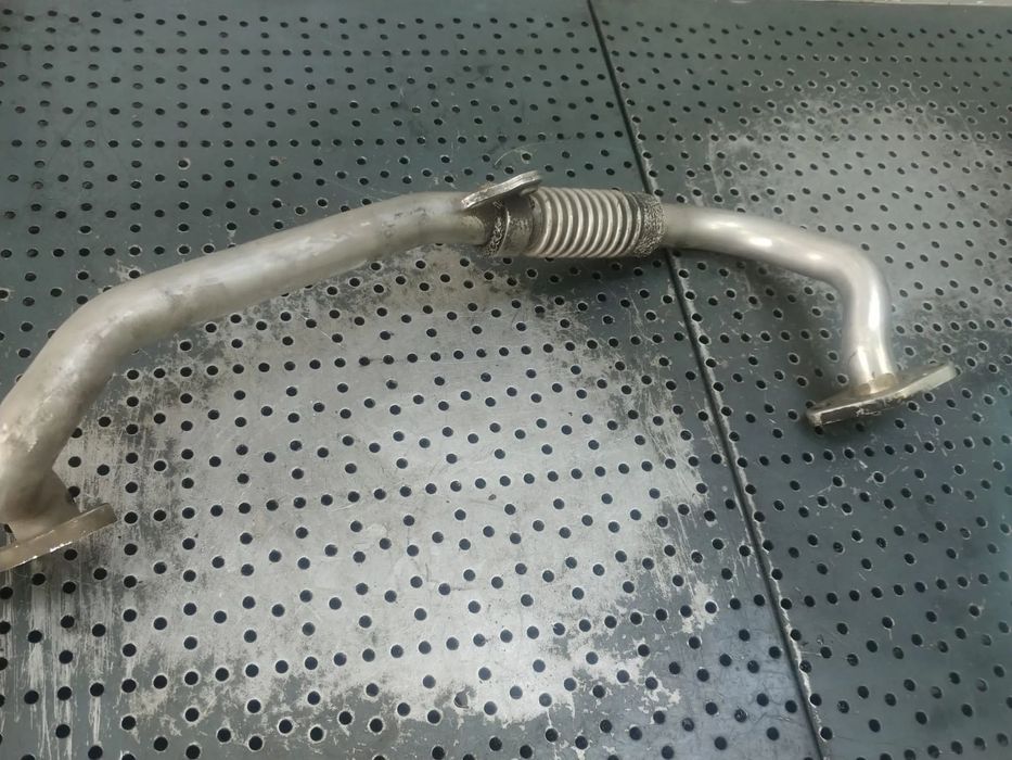 conducta egr 2.0 tdi cbd  vw golf 6 passat b6  03l131521ak