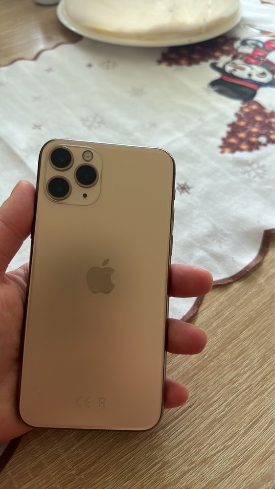 IPhone 11 Pro Цвят -златист