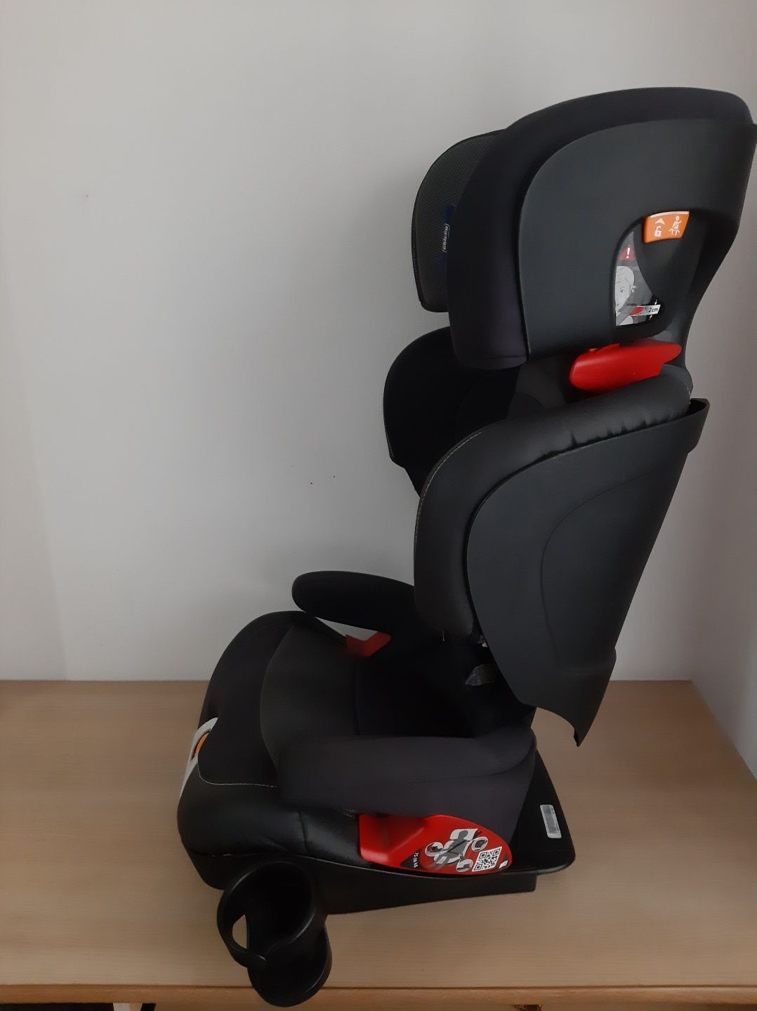 Scaun auto Chicco pt. 15-36 kg. fără isofix