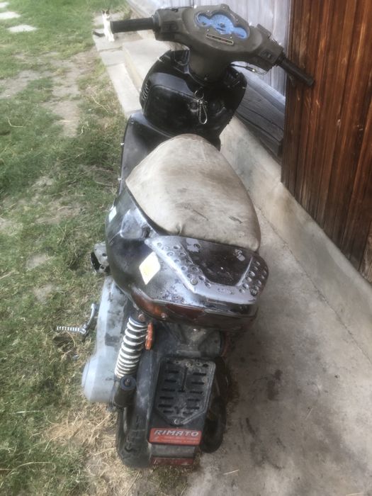 Vand scuter Aprilia Sonic 49,26cc este defect