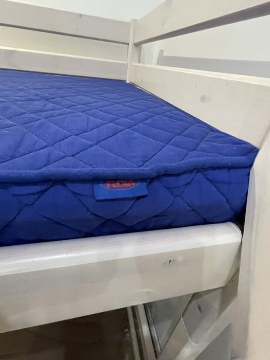 Pat copii din lemn premium + canapea.