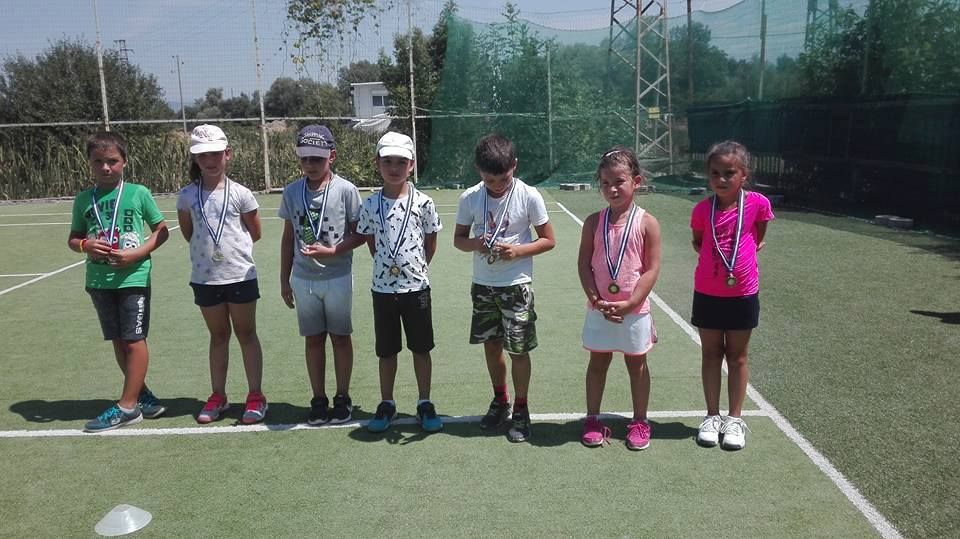 Тенис клуб Тинис мания