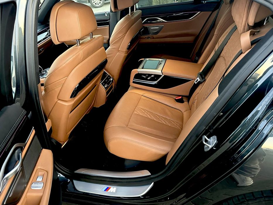BMW 740e - M Pakket - Full Options - 119000km - 326CP - Variante