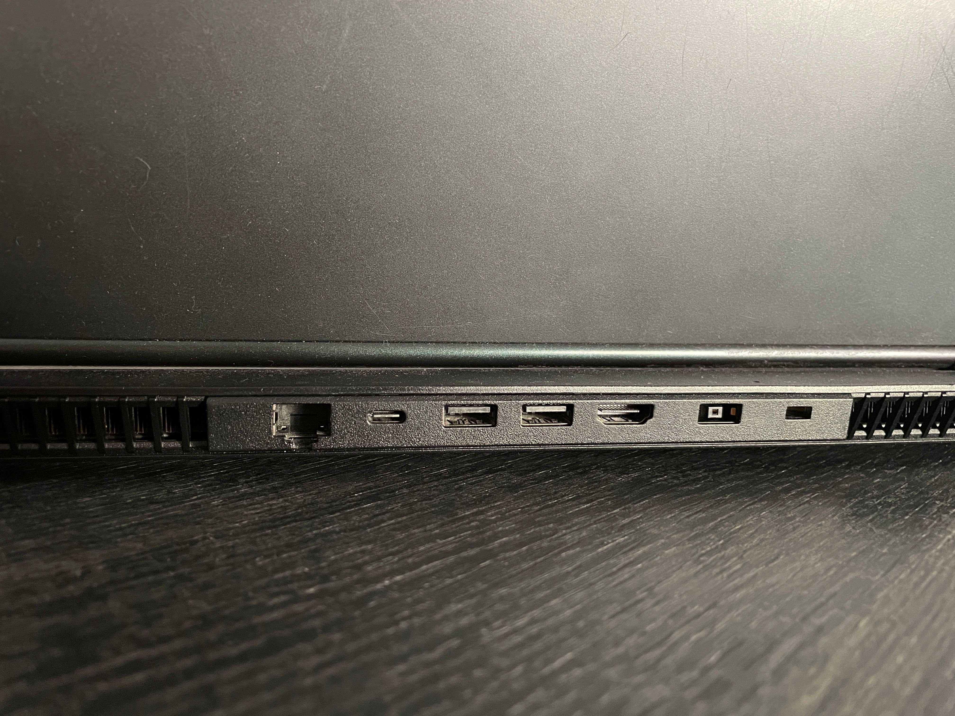 Lenovo Legion 5, RTX 2060, 16GB RAM, 1TB SSD, Ryzen 7 + mousepad