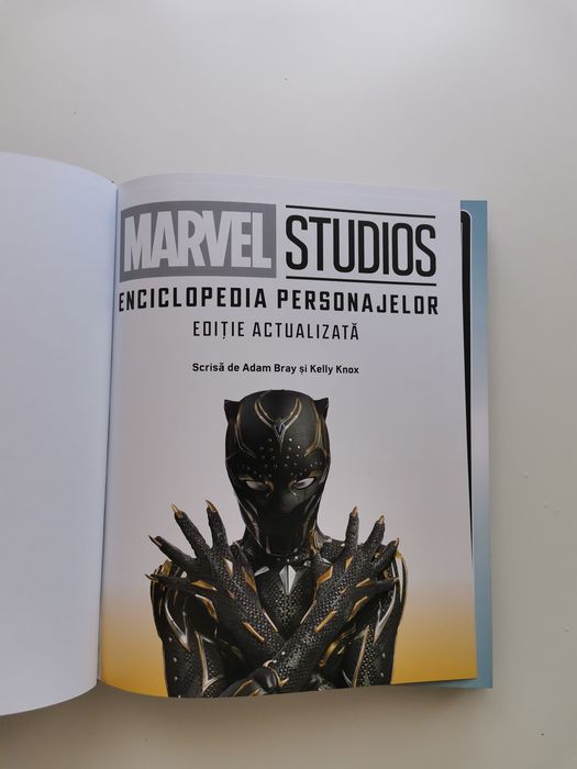 Set Spiderman + Marvel enciclopedia personajelor