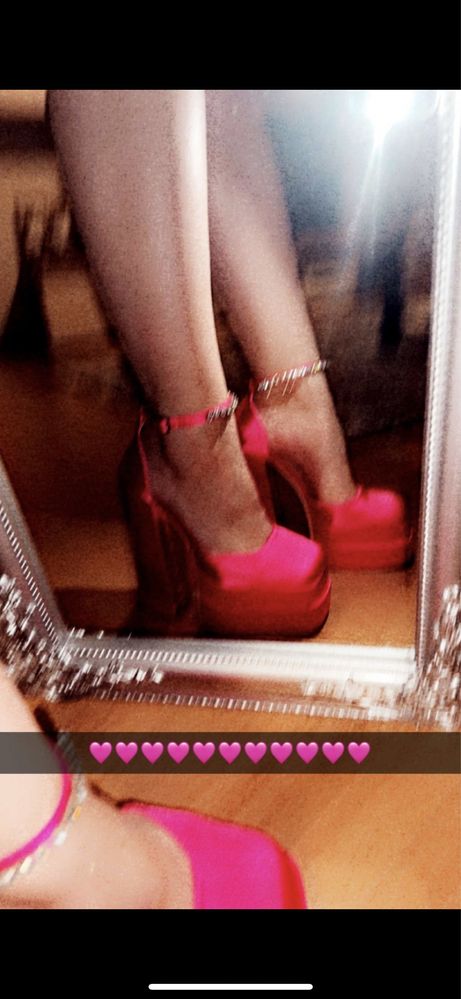 Pantofi roz sofia store