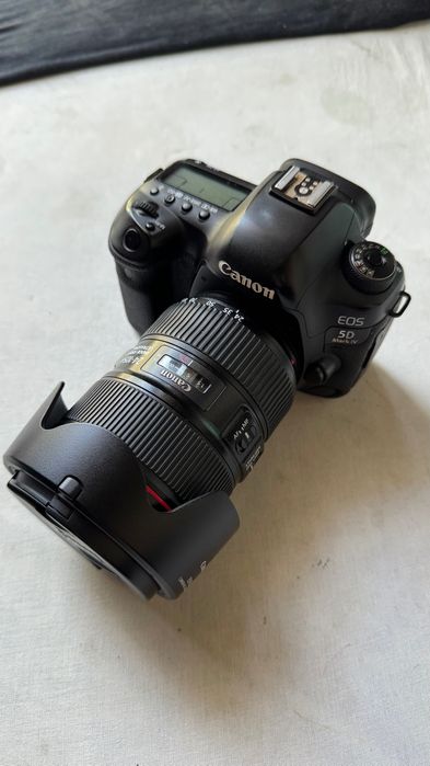 Canon 5D Mark IV