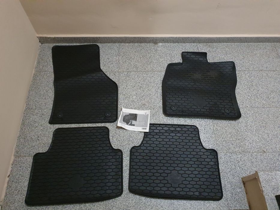 Гумени стелки за Skoda Octavia