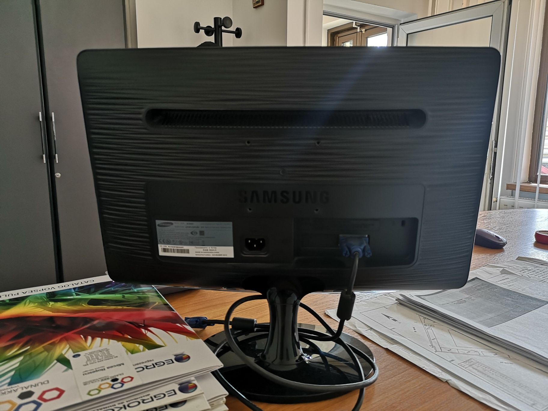 Monitor Samsung 20 inch