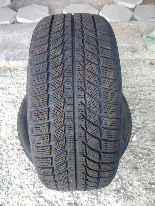 2 бр. зимни гуми 245/45 R19