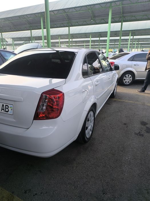 Jentra sotiladi metan gaz