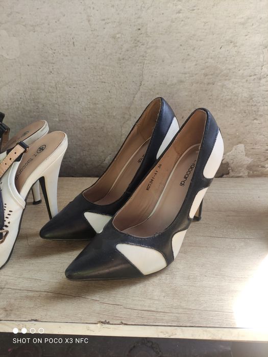 Женская обувь 35 р