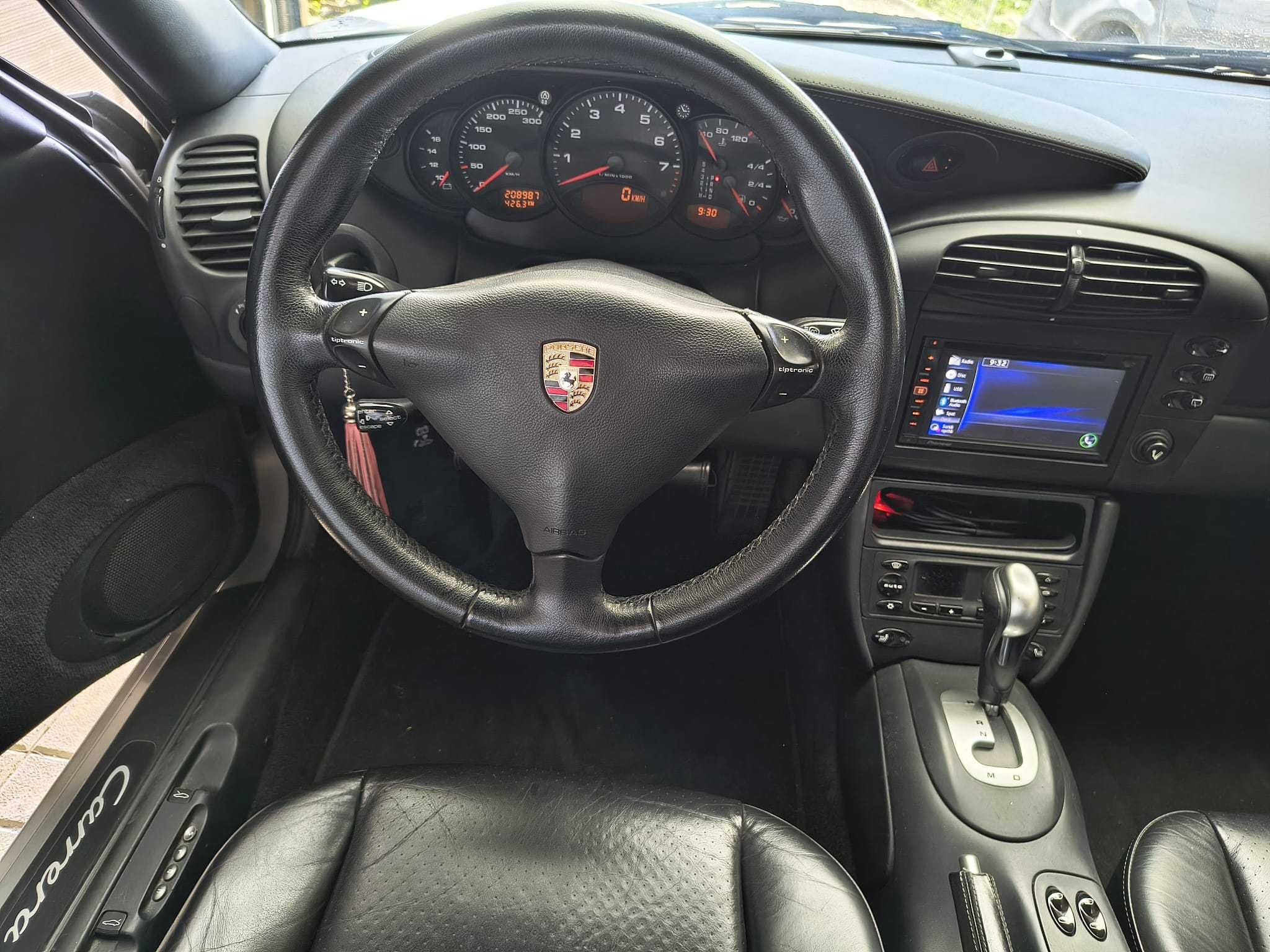 PORSCHE CARRERA 996/911 an 2001