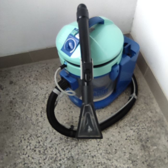 Перяща прахосмукачка