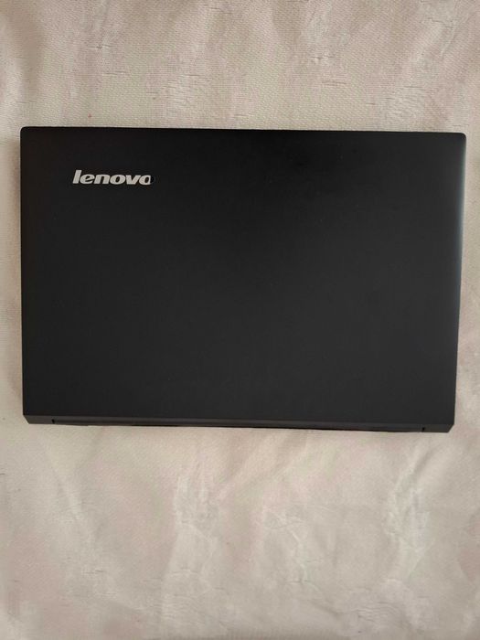 VAND Laptop LENOVO B 50-70 in perfecta stare de functionare