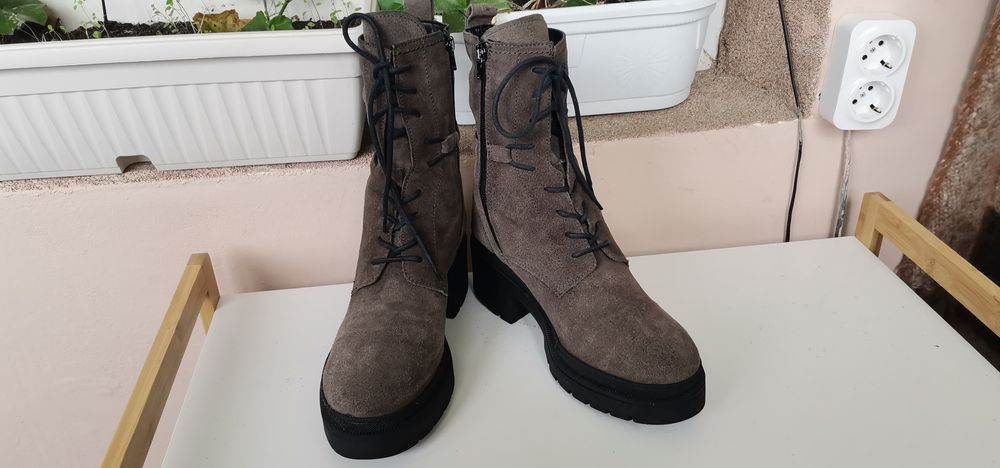 Боти Тamaris 39 н. Естествен велур