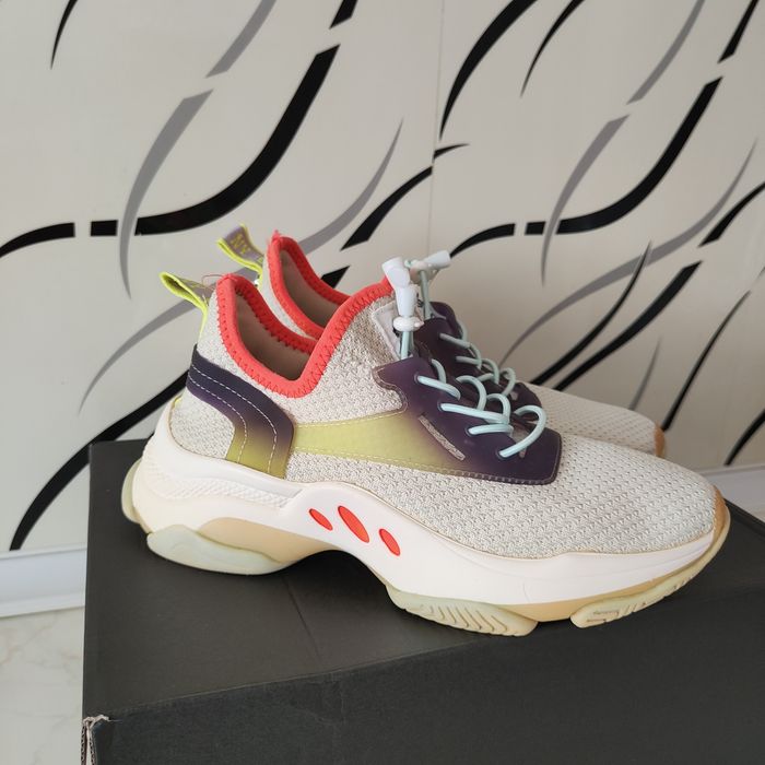 Adidasi Steven Madden