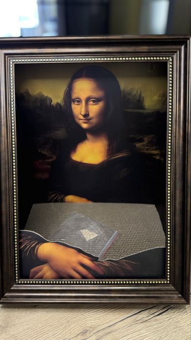 Лежанка-когтеточка новая Мона Лиза