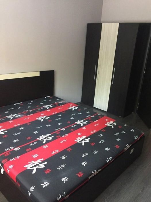 Двустаен апартамент под наем в Център