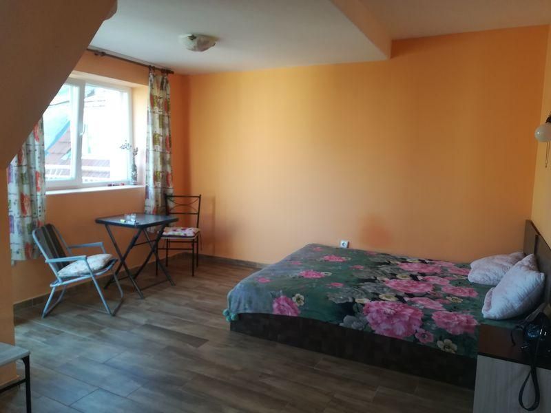 Дава се под наем Едностаен апартамент в Бургас, Възраждане - 52 кв.м за 280.5 € - Снимка #1