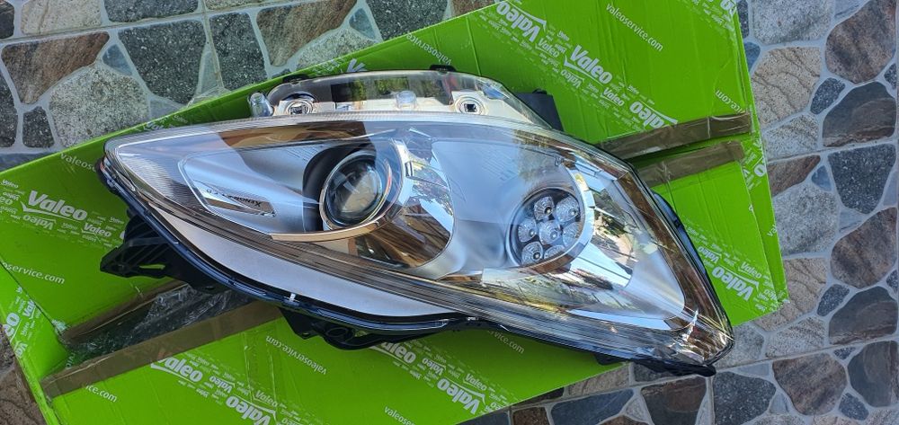 Far Peugeot 508 Led Bixenon Adaptiv Nou