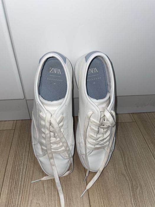 Дамски бели спортно/елегантни маратонки