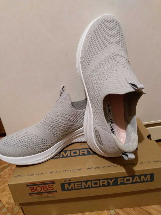 Слипоны, кроссовки новые, сандалии