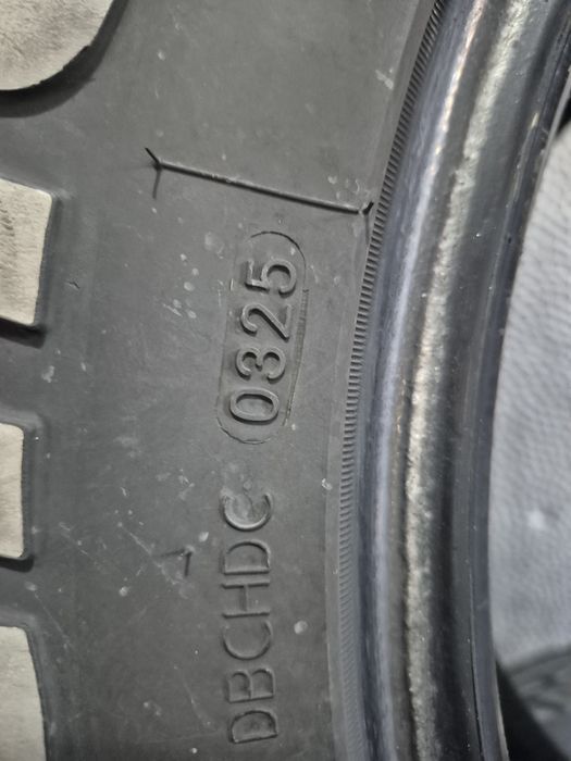 Продам шины на внедорожник r 17