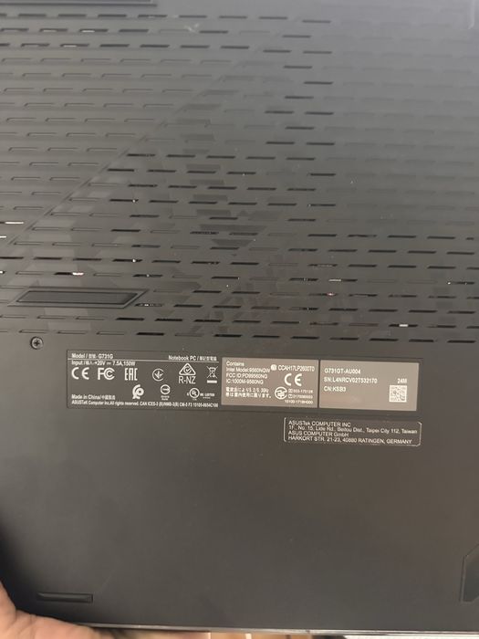 Leptop asus rog strix