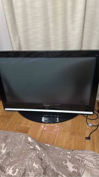 Продам телевизор