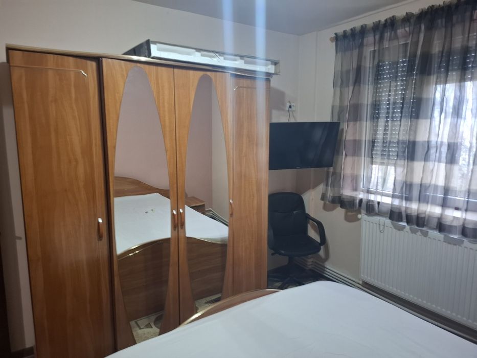 Apartament de închiriat!